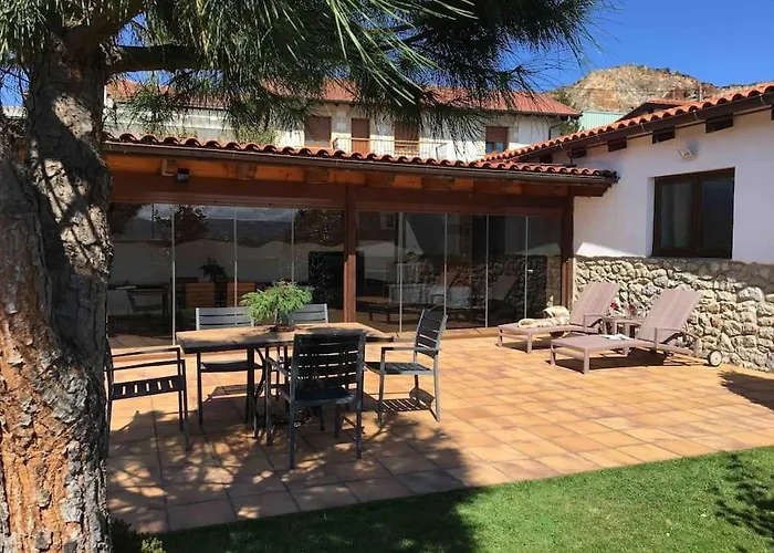 Casa Vacacional Estudio 12 Con Encanto Especial Holiday home Santander